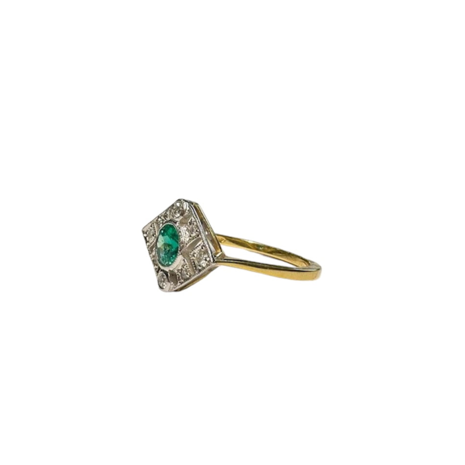 Art Deco Emerald & Diamond Ring