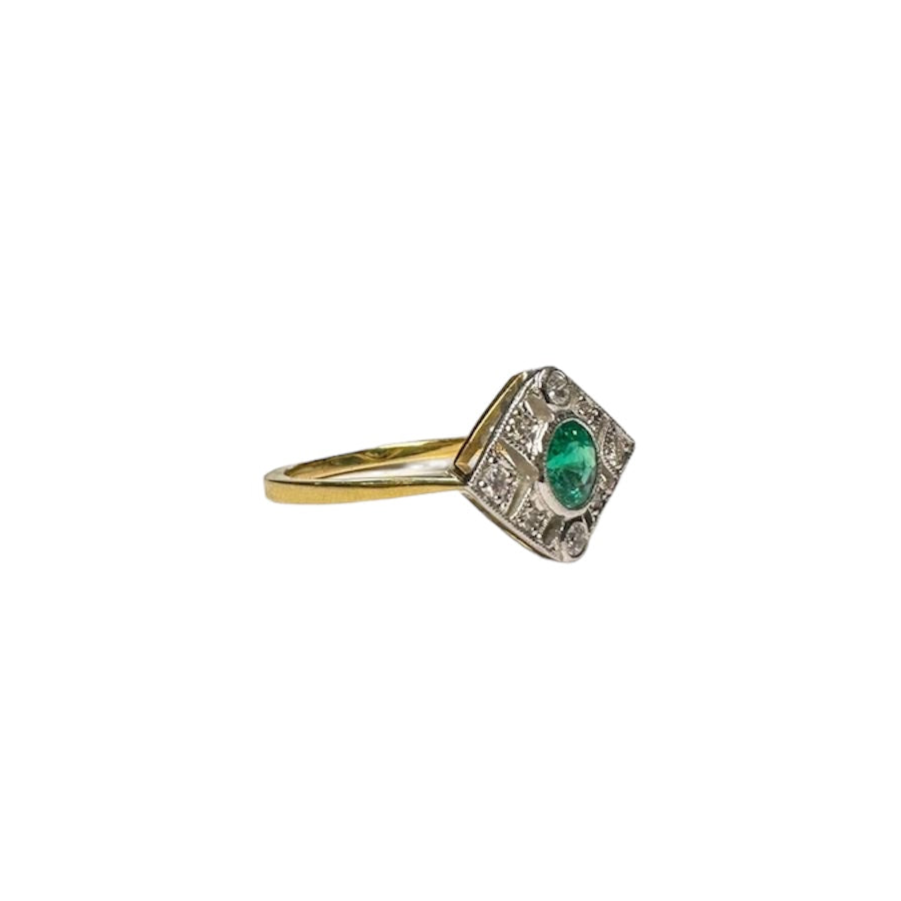 Art Deco Emerald & Diamond Ring